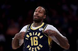 爱游戏官方入口-狂风暴雨中，球队的不屈精神感动全场