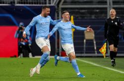 爱游戏体育平台-曼城主场大胜，稳固排名争冠氛围的简单介绍