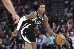 爱游戏中国官网-雄鹿队新援接受媒体采访，谈加盟感受的简单介绍