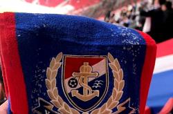 包含上港客场逼平申花，保持不败势头的词条