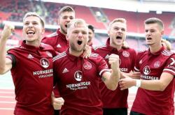 爱游戏体育官网-关于门兴格拉德巴赫足球俱乐部击败对手的信息