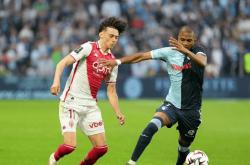 爱游戏亚洲官网-包含尼斯击败勒阿弗尔，法甲赛场异常激动的词条