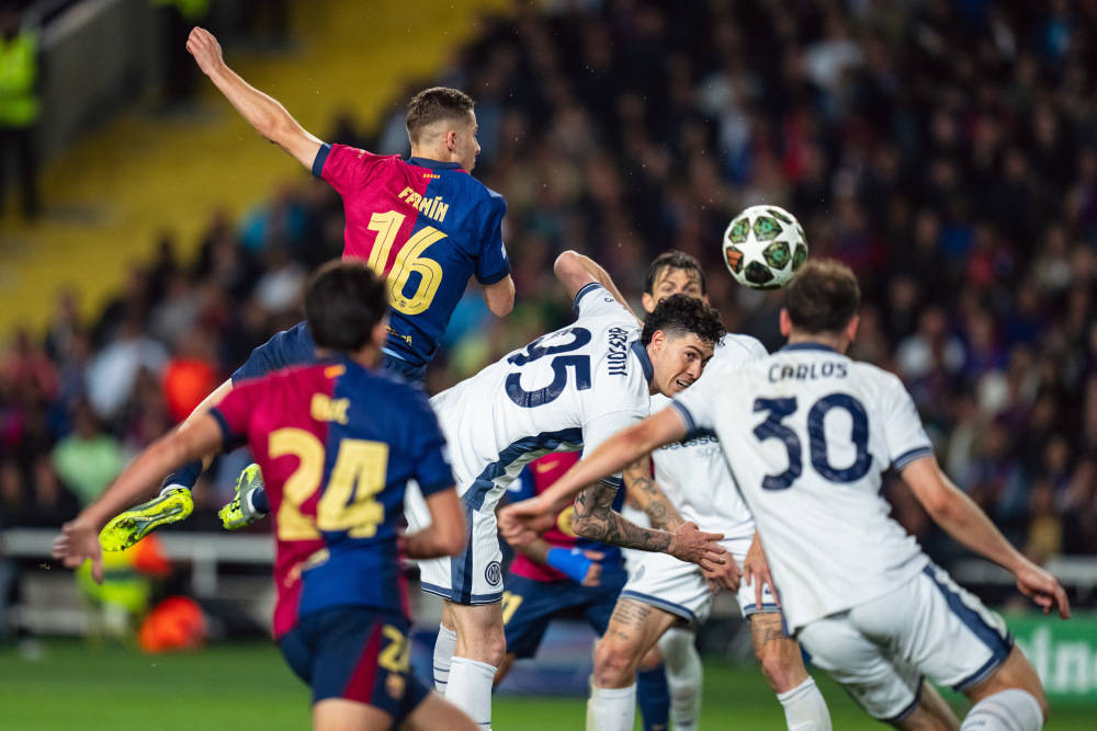 巴黎主场告捷，提高欧冠晋级机会(巴黎公布欧冠大名单,梅西领衔新援在列)