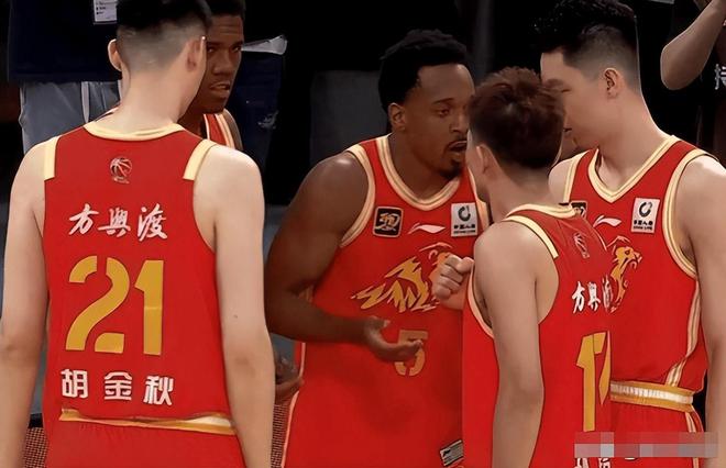 科隆队教练组力求提高球员战术素养的简单介绍