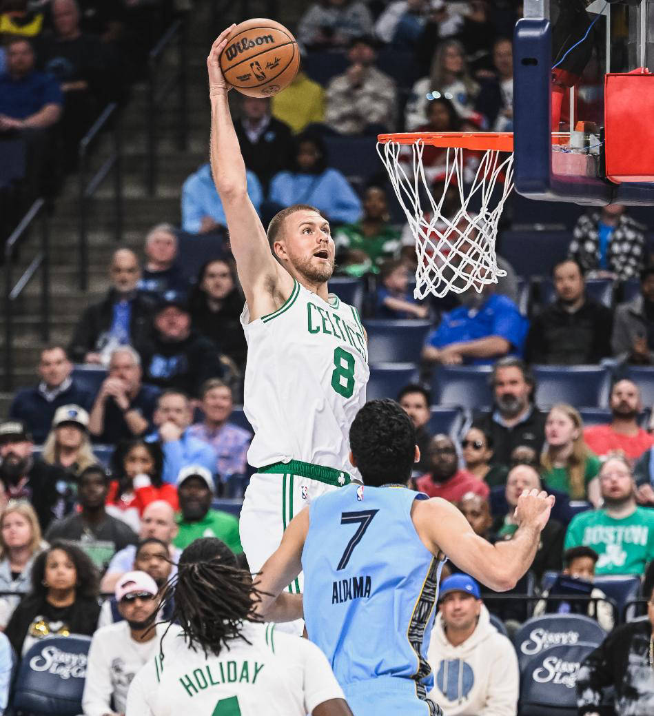 防守端表现稳固，取得连胜纪录创新高的简单介绍