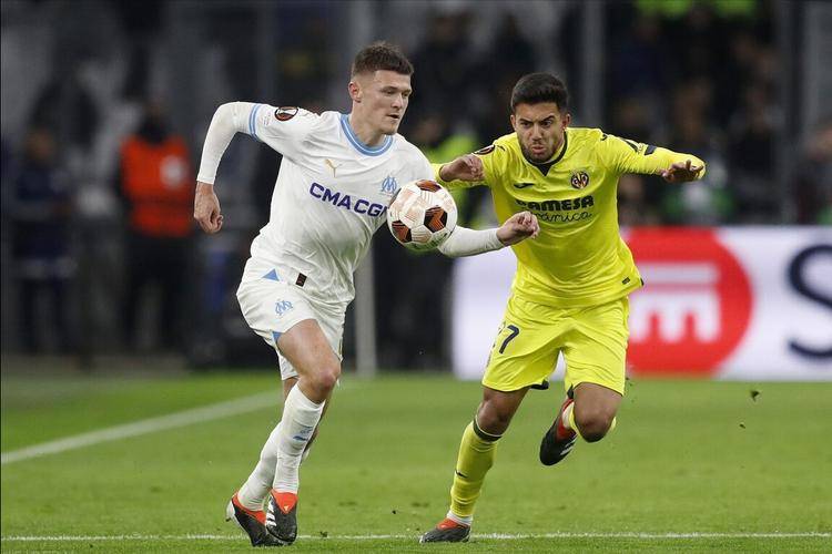 里尔队员在法甲比赛中表现出色(里尔队员在法甲比赛中表现出色的是谁)