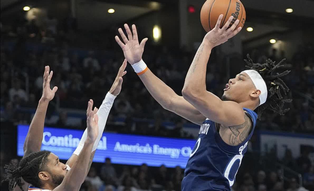 包含雷霆神域迎战冰川之巅，上演惊天逆转，这场打得太精彩的词条