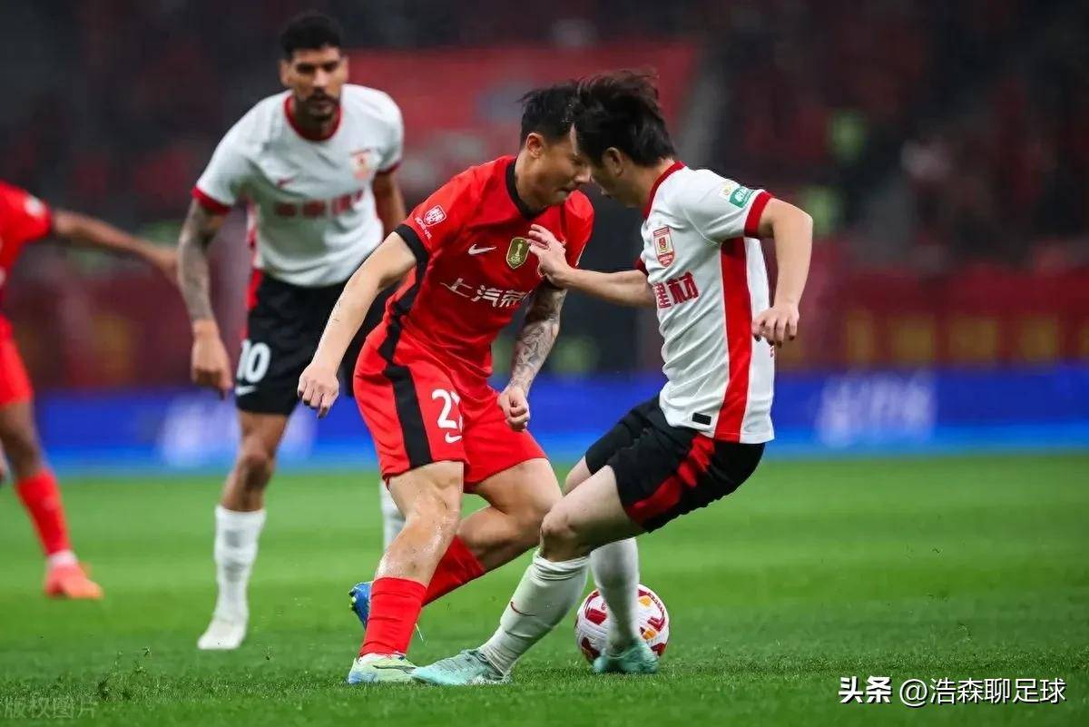 包含上海海港成为本场最大亮点，中超瞬间破防，团战的词条