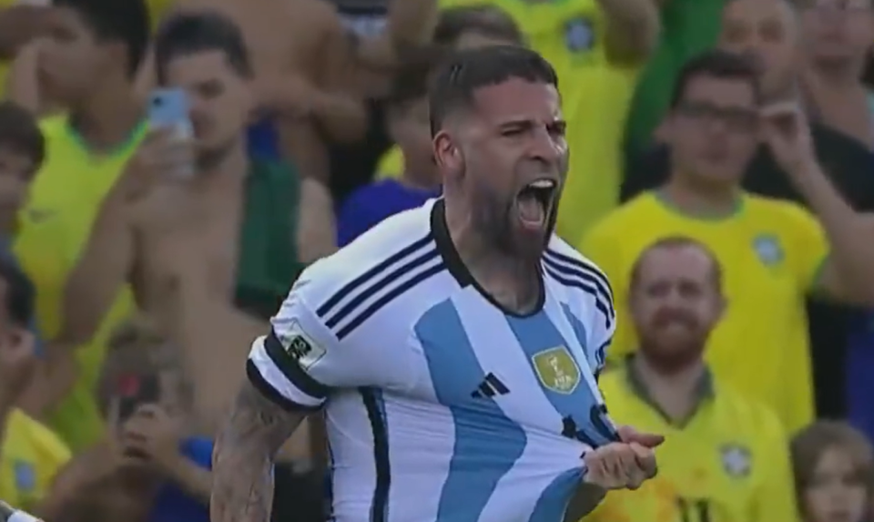 南美联赛乌龙球引发争议，裁判遭到质疑