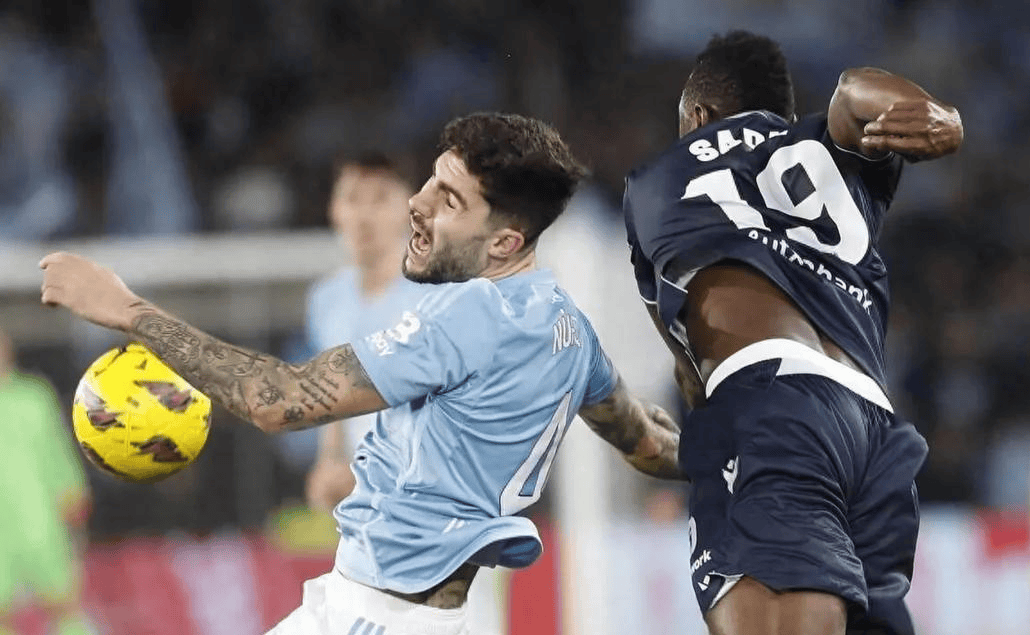 包含皇家社会无缘取胜，遗憾告负的词条