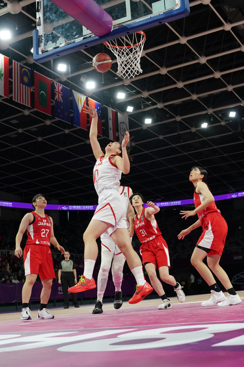 比利时篮球明星空降国内联赛，助阵战队夺冠