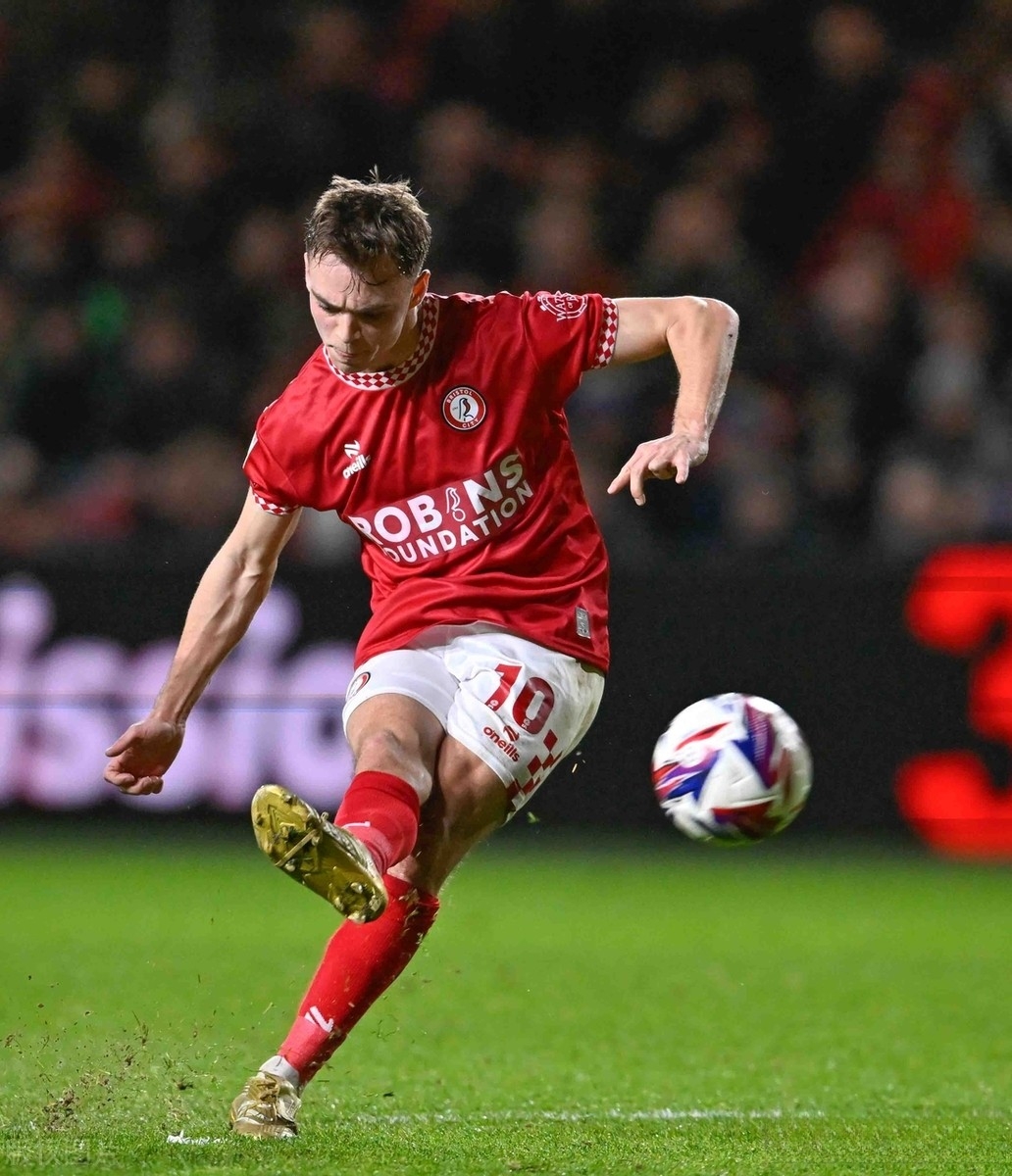 包含谢菲联主场战胜西布朗,实现重要胜利的词条 包含谢菲联主场战胜西布朗,实现重要胜利的词条