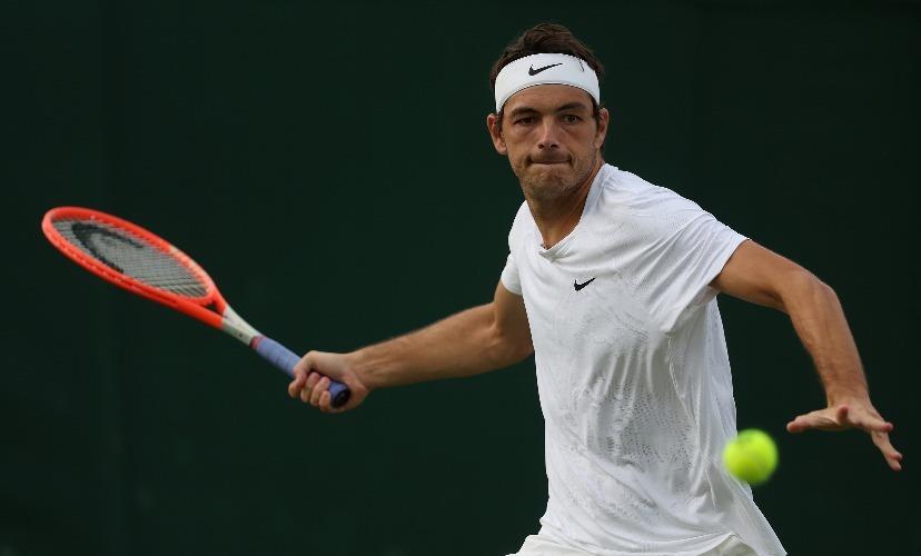 斯洛伐克国家队遇强手，艰难晋级比赛