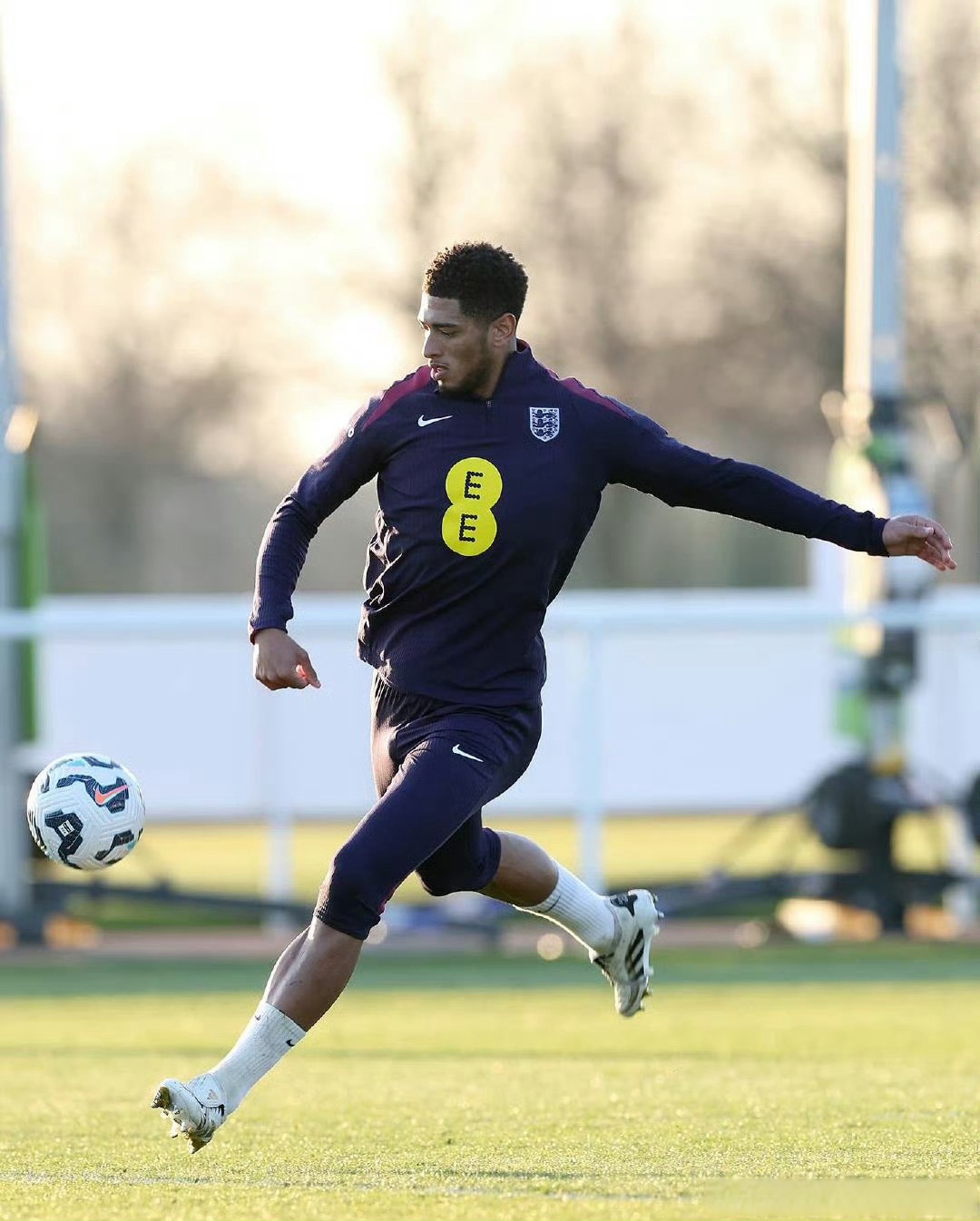 欧洲新秀球员获得南美当地球迷热情追捧的简单介绍 欧洲新秀球员获得南美当地球迷热情追捧的简单介绍