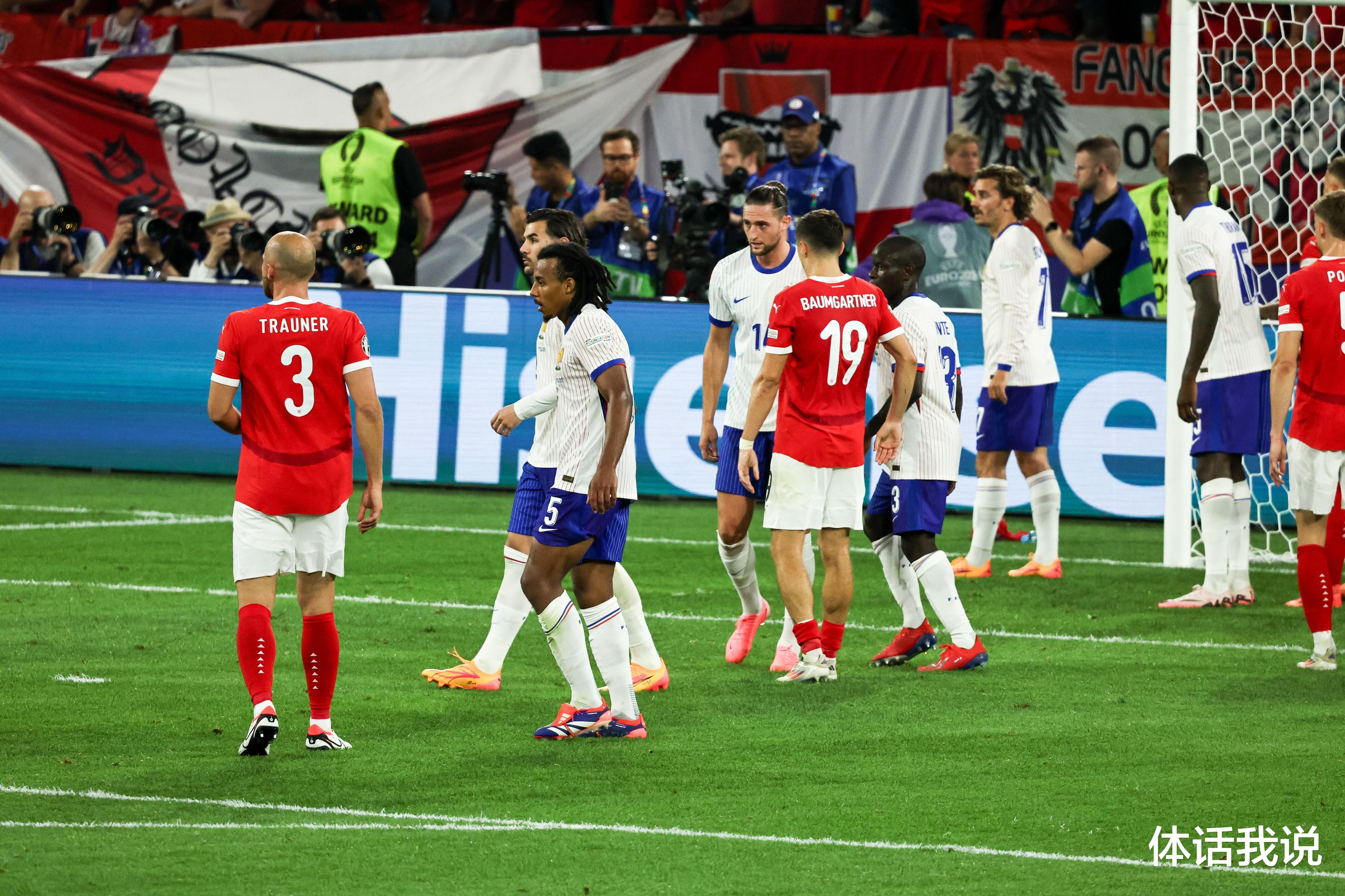 法国队欧洲杯预选赛击败对手，提前锁定小组出线资格的简单介绍