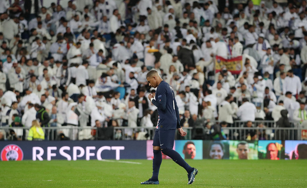 法国队欧洲杯预选赛击败对手，提前锁定小组出线资格的简单介绍