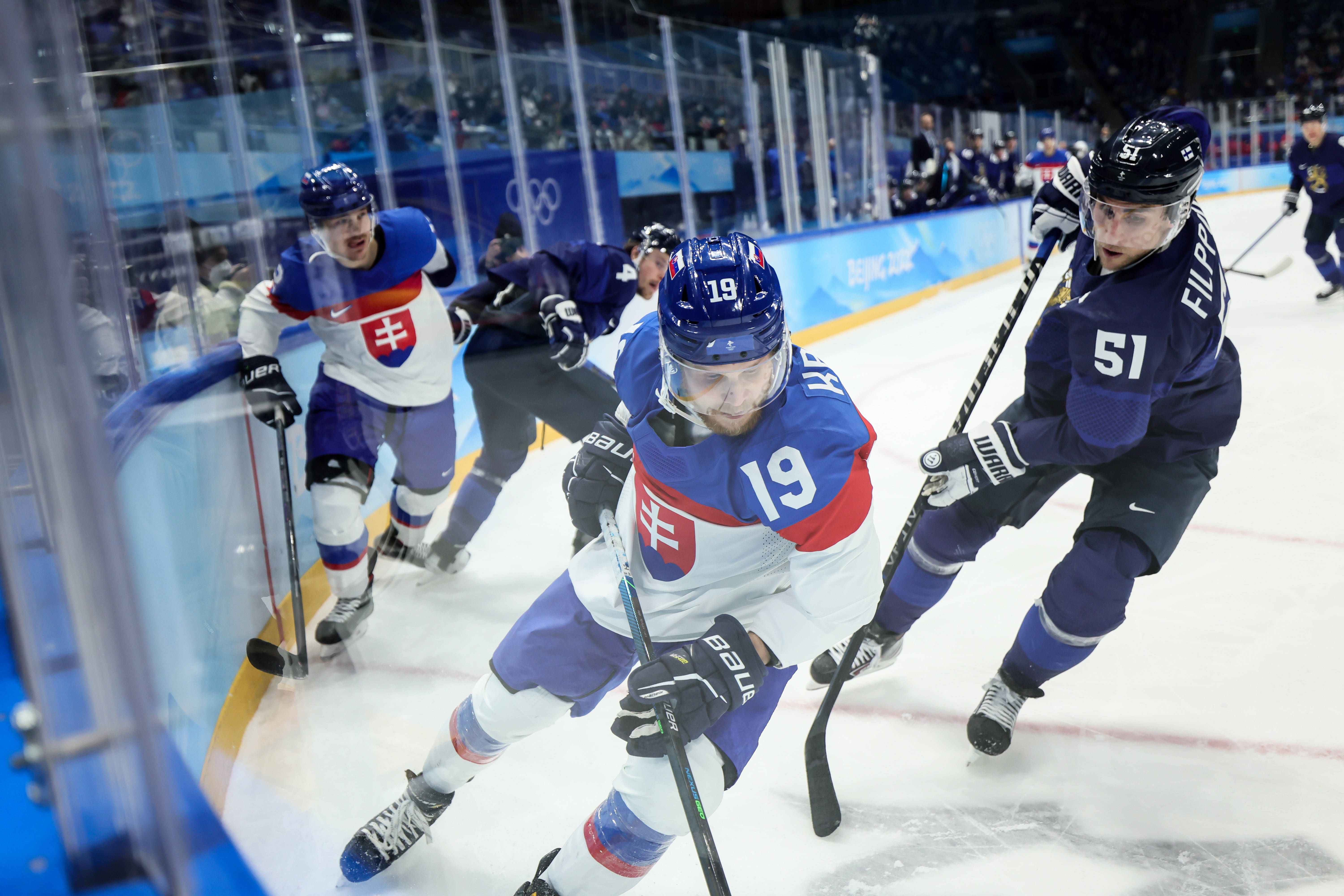 芬兰队在冰球比赛中晋级半决赛 芬兰队在冰球比赛中晋级半决赛