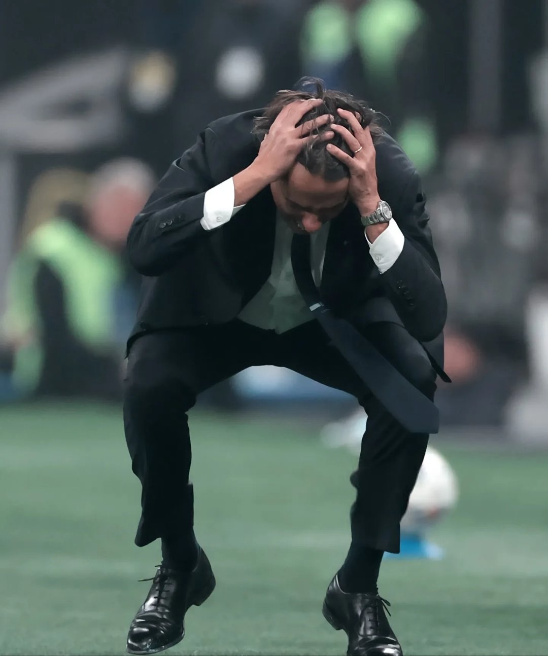 罗马球队陷入低谷，球迷表达失望