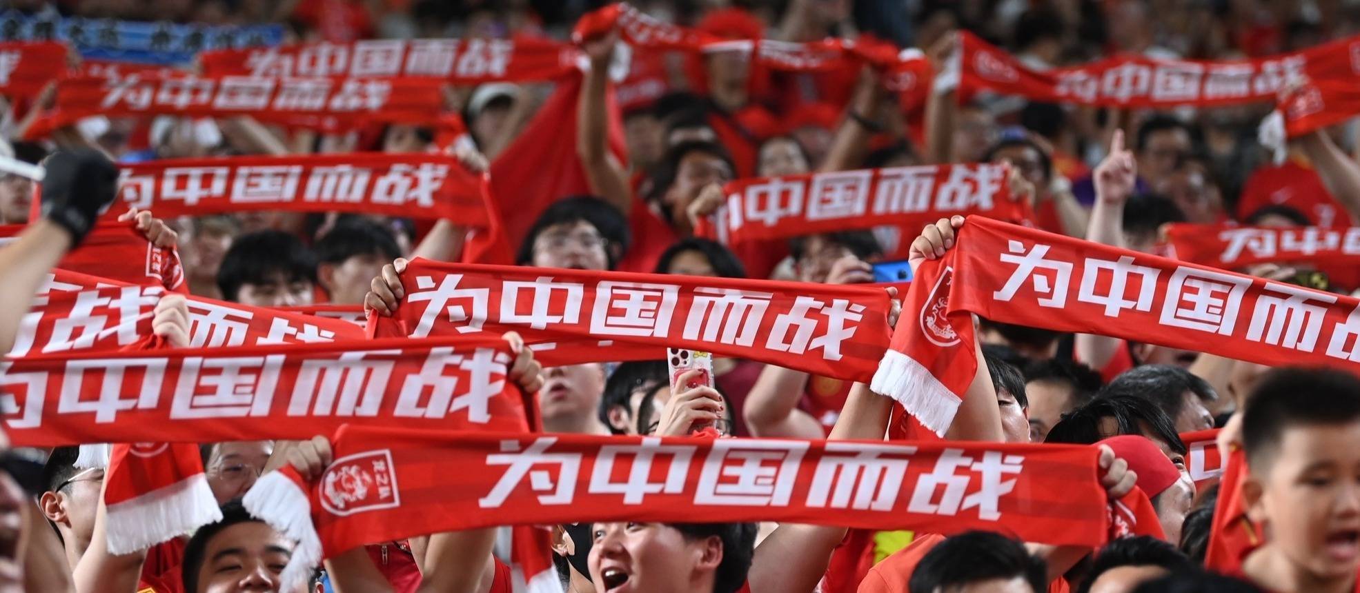 包含战队精神昂扬，夺冠路径布满荆棘的词条