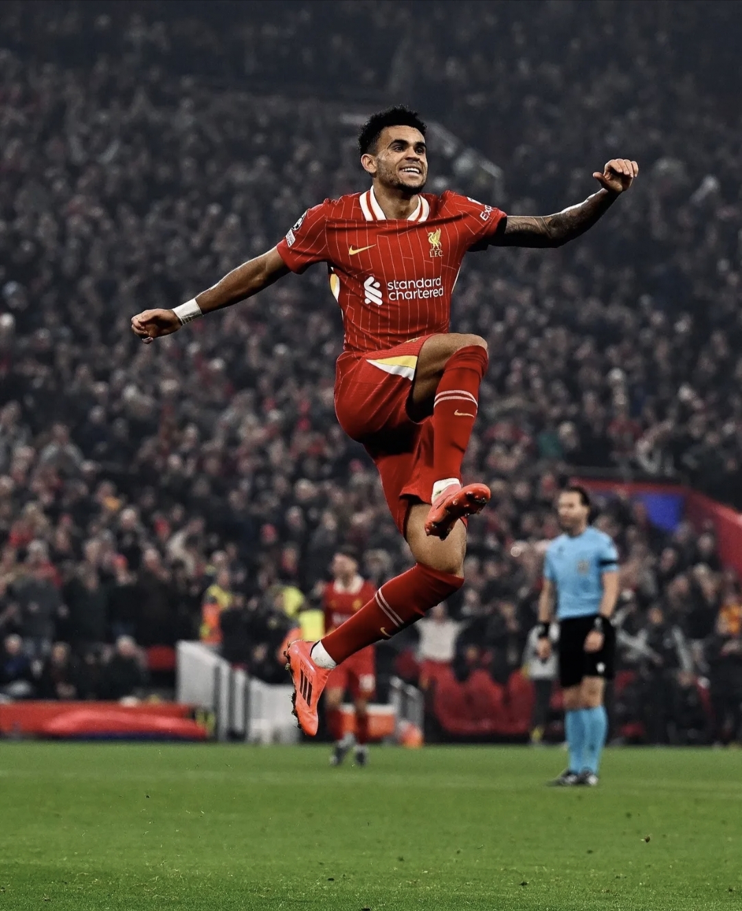 燃烧激情！欧预赛球员精神亢奋的简单介绍