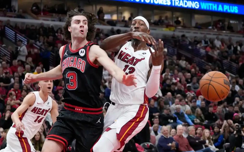 热火惨败小牛遭受四连败