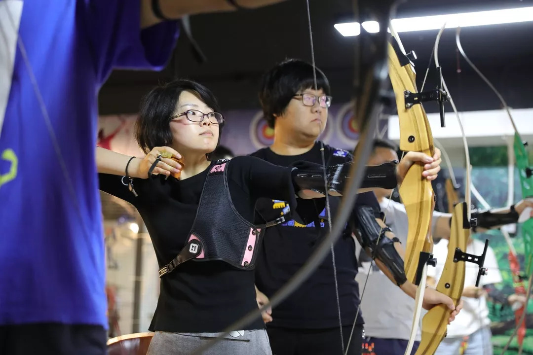 非洲射箭新秀登场夺情人节冠军的简单介绍 非洲射箭新秀登场夺情人节冠军的简单介绍